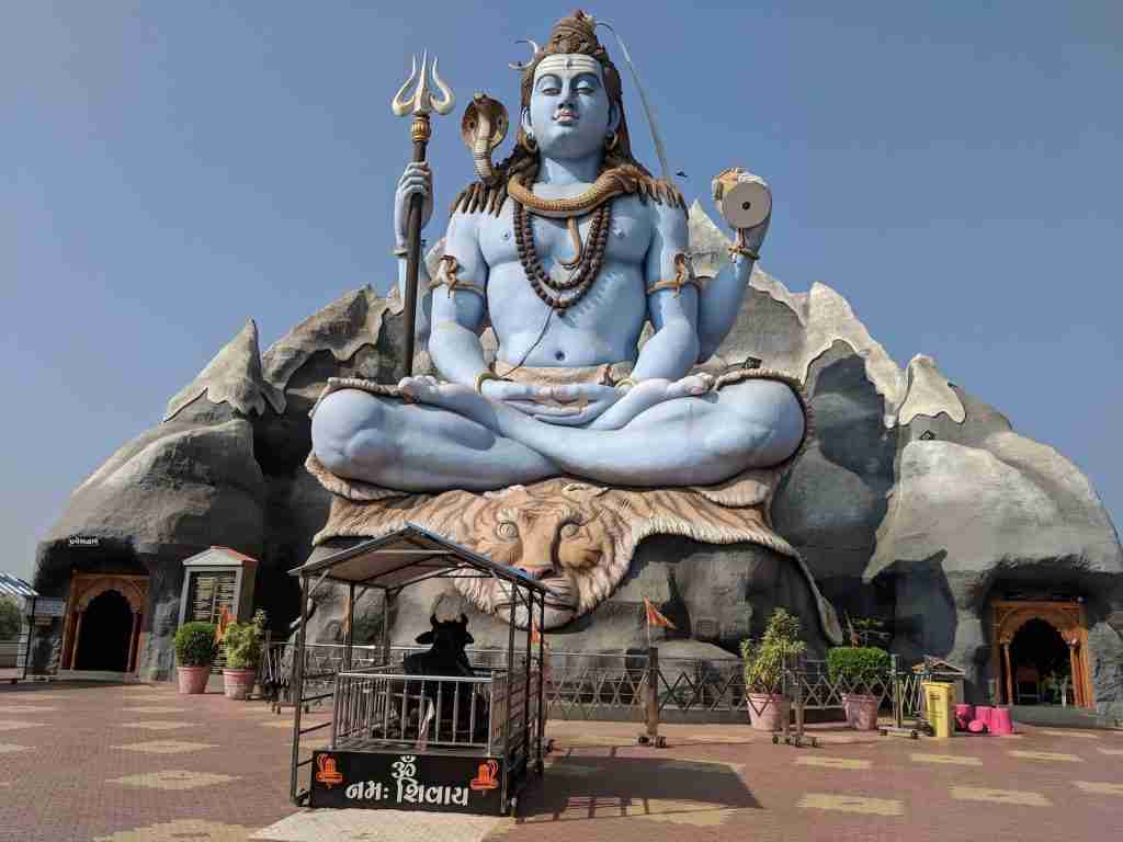 30 Fun Facts About Saturday That You Should Know 4 gray concrete buddha statue during daytime