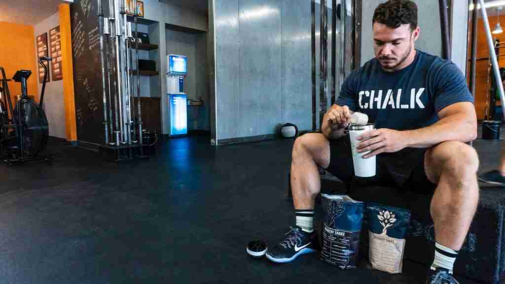 26 Fun Facts About Protein That Will Make You Think Twice 5 athlete consume proteins.