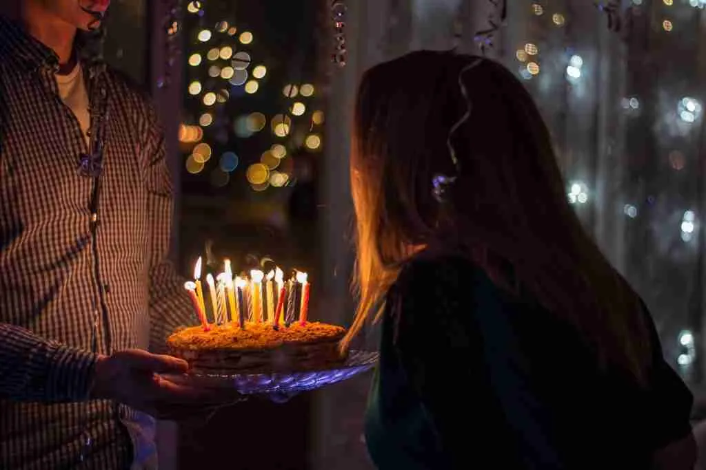 25 Fun Facts About September You Don’t Know (2025 Facts) 7 photo of birthday birth about to blow birthday candles