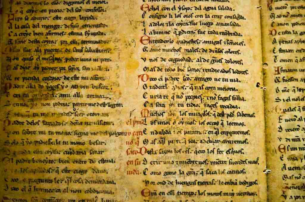 25 Fun Facts About India | You Didn’t Learn in School 3 Sanskrit language written on paper : Fun Facts About India