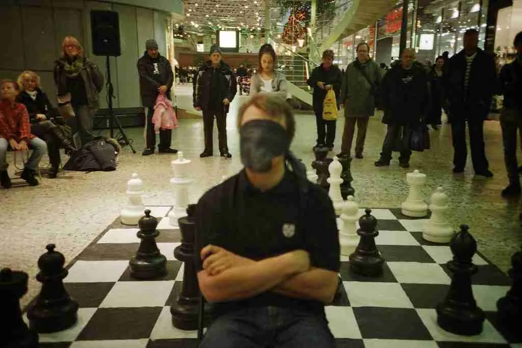 Blindfold chess