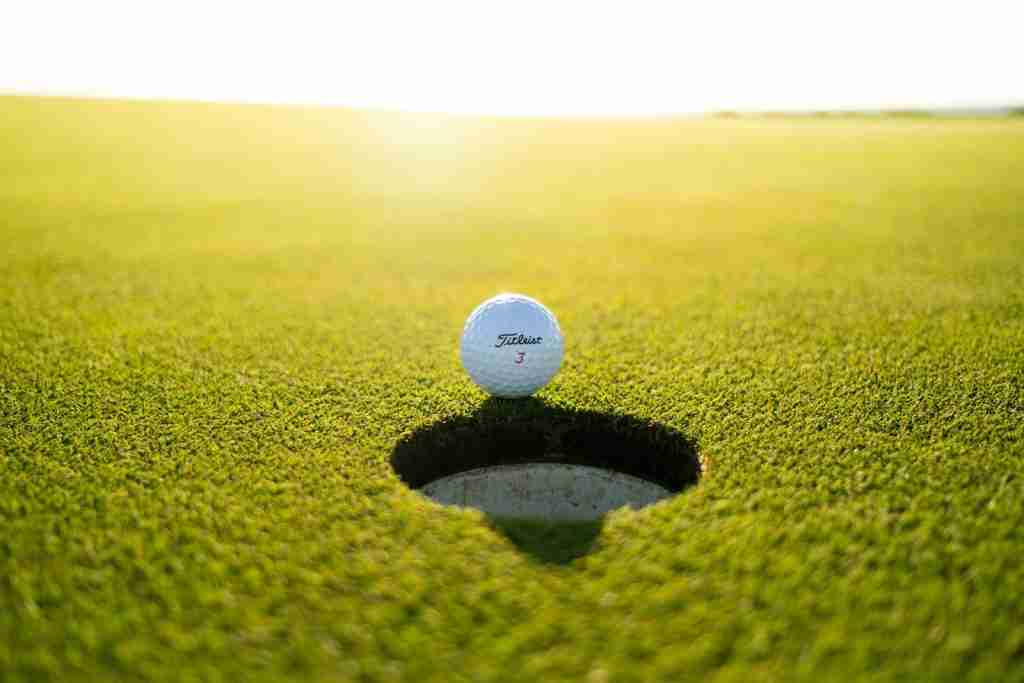 24 Fun Facts About Grass | Nature's Green Carpet 1 golf ball on green grass field during daytime