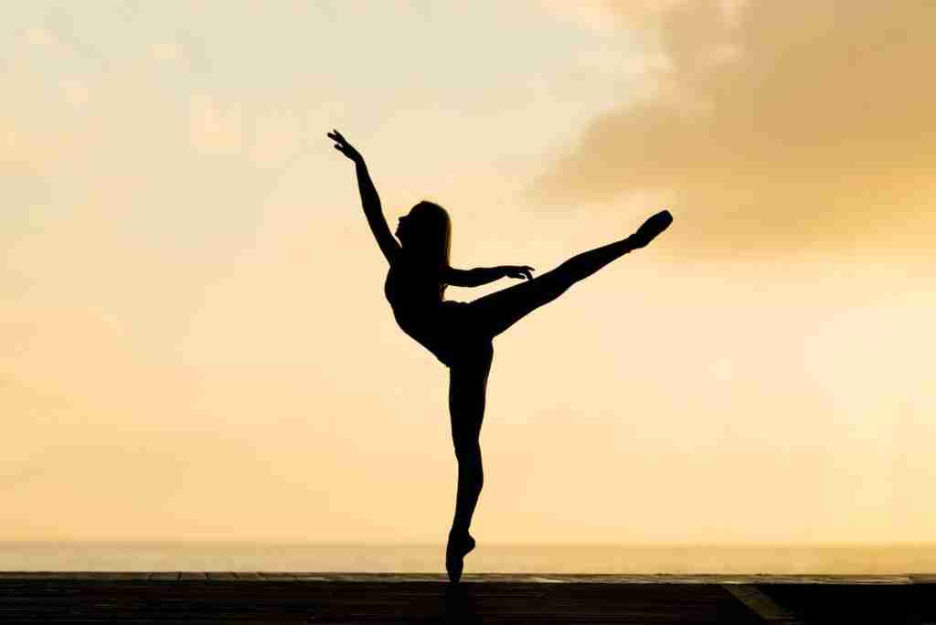 Fun Facts About Billie Eilish: Music, Style & Career Trivia 4 silhouette of woman dancing ballet