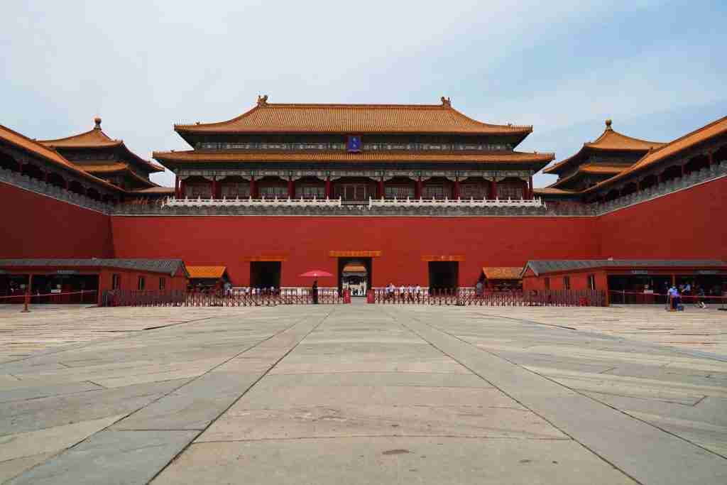 27 Interesting Facts About China You Never Knew 1 brown and white concrete building