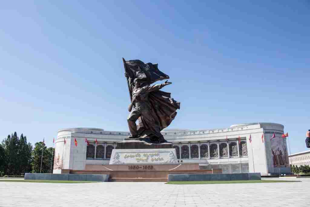 27 Fun Facts About North Korea That You Didn't Know 5 black statue on green grass field during daytime