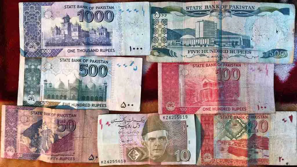 27 Facts About Pakistan | Ancient Cities With Stories 4 Some foreign currency notes