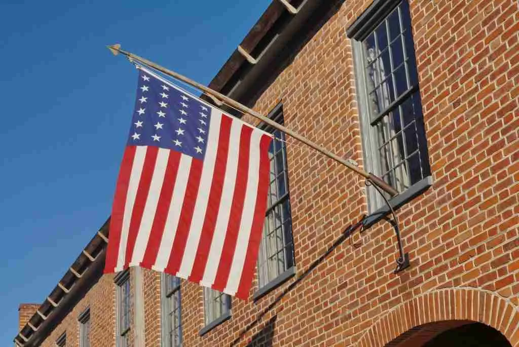 us a flag on pole