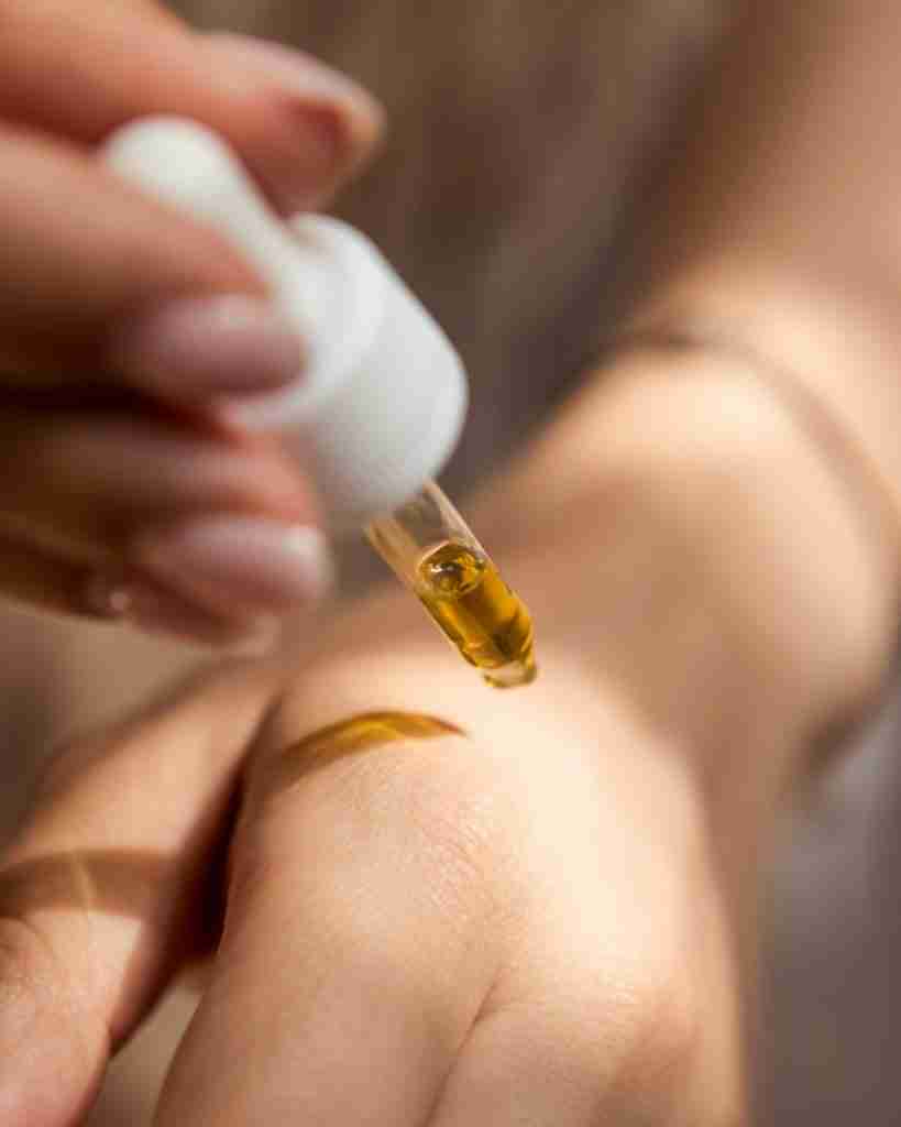33 Fun Facts About The Immune System/ How It Works 3 person holding dropper