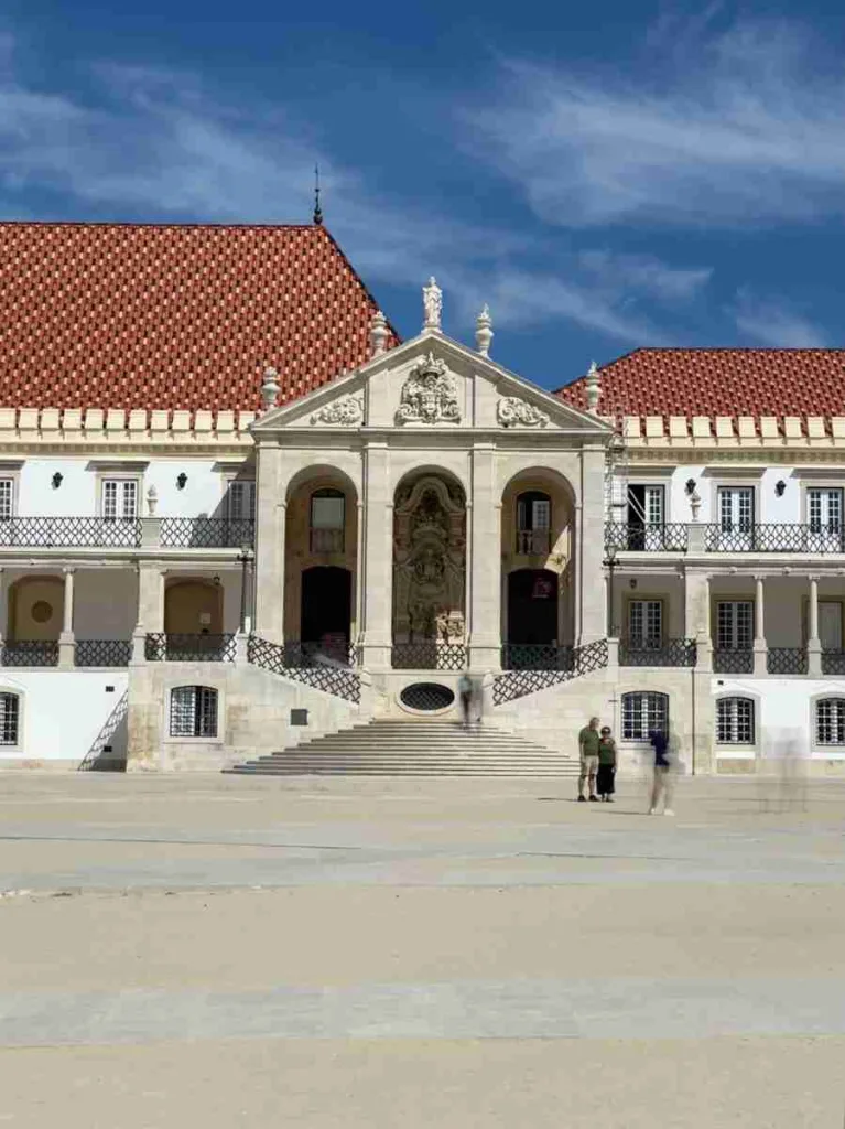 24 Fun Facts About Portugal That Will Amaze You 1 a large white building with a red roof : Fun Facts About Portugal