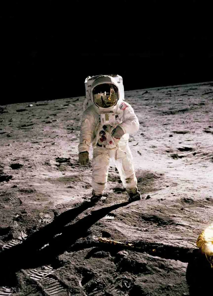 23 Fun Facts About Birthdays You Should Know 3 astronaut standing on gray sand