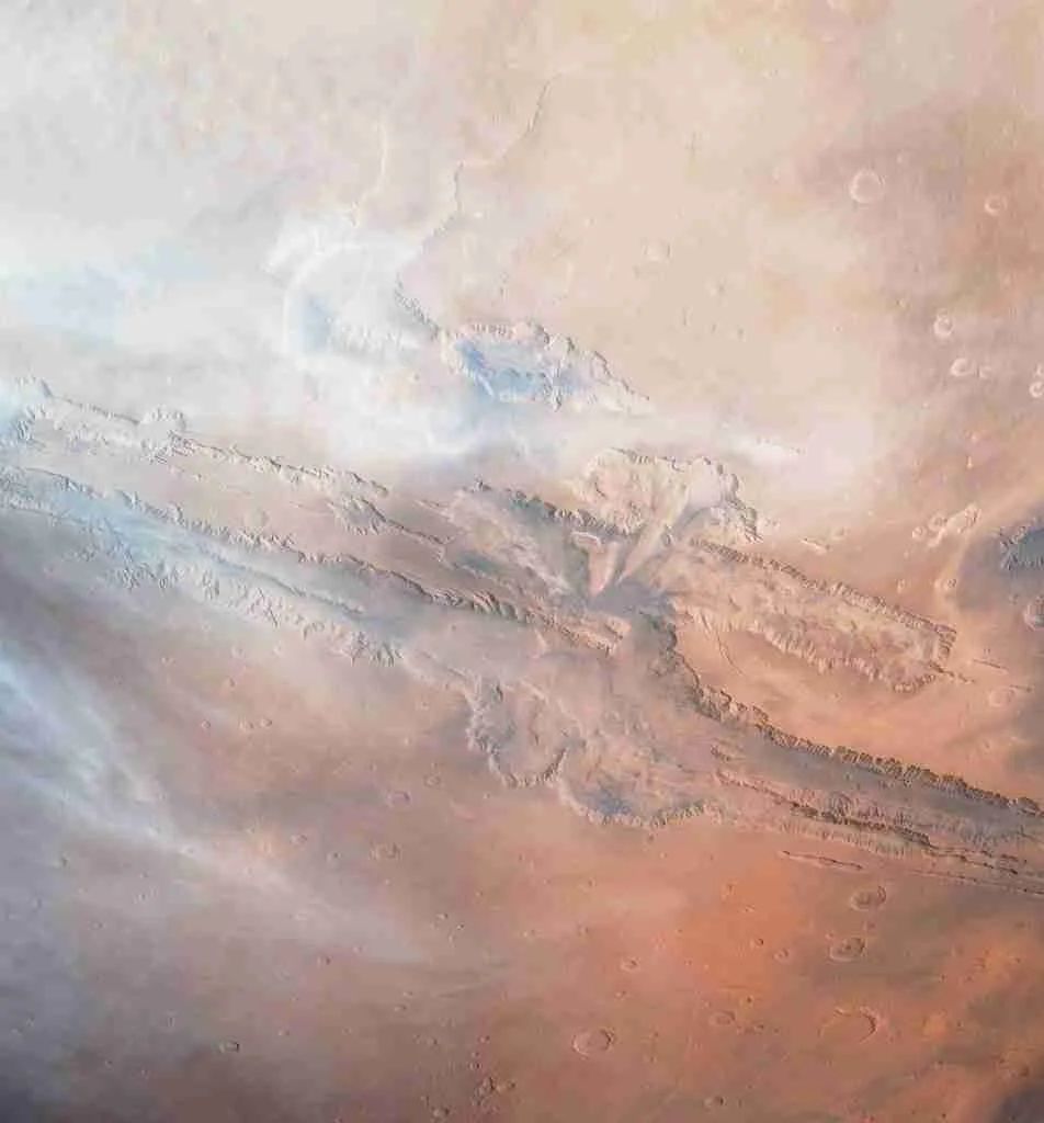 23 Fun Facts About Mars | Cosmic Surprises 2 Valles Marineris