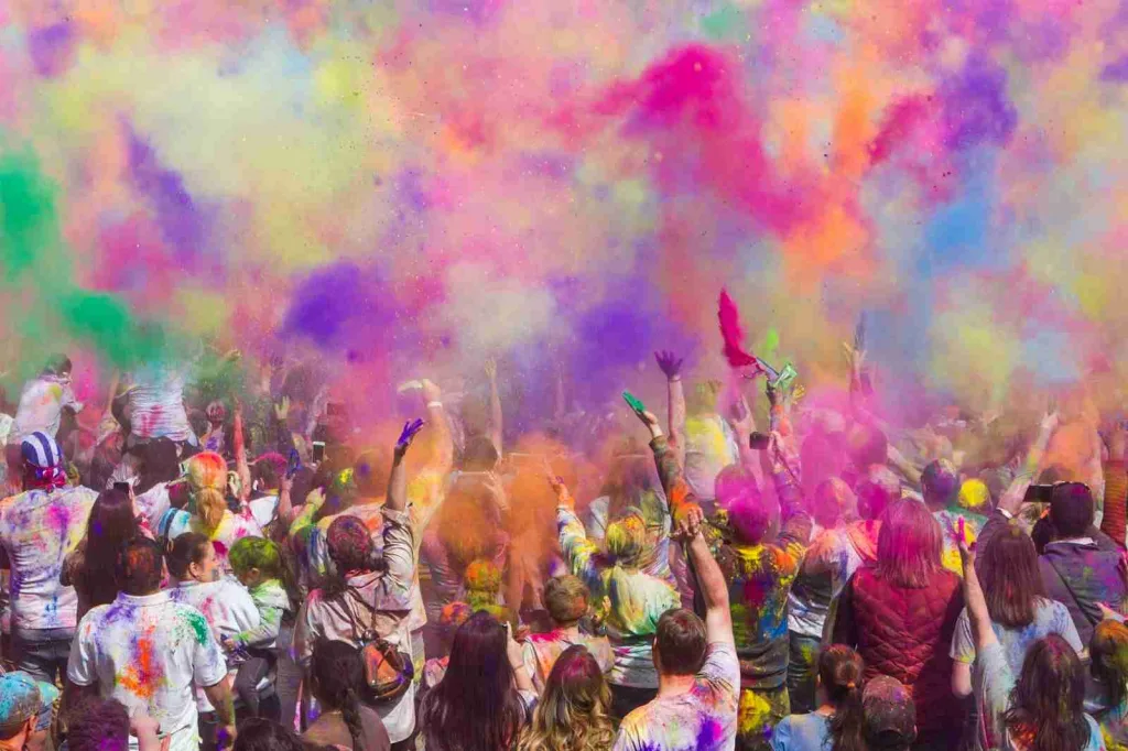 25 Fun Facts About Holidays | Surprising Customs Revealed 2 people gathering on a concert
