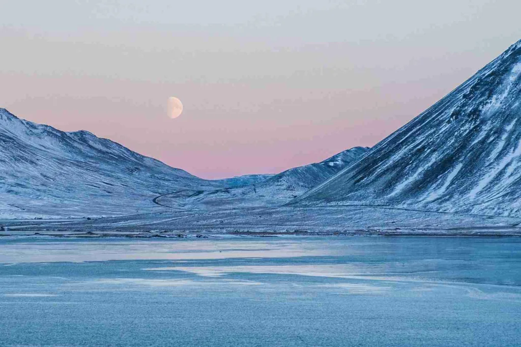 24 Fun Facts About the Arctic | Beyond Ice and Snow 3 mountain near clear river